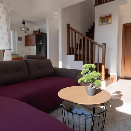 Two-bedroom Niki Near Rovinj