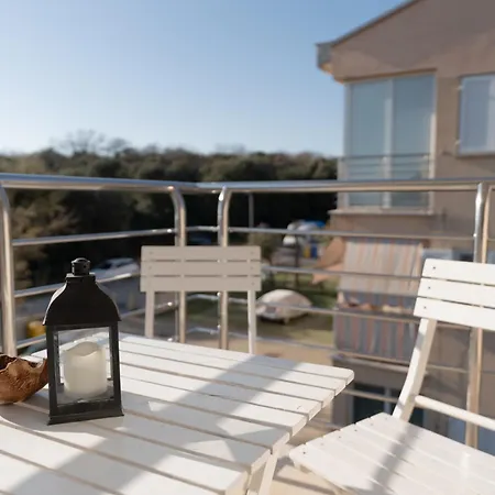 Two-bedroom Niki Near Rovinj