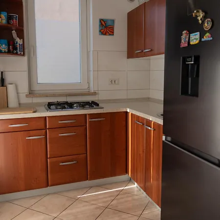 Appartement Two-bedroom Niki Near